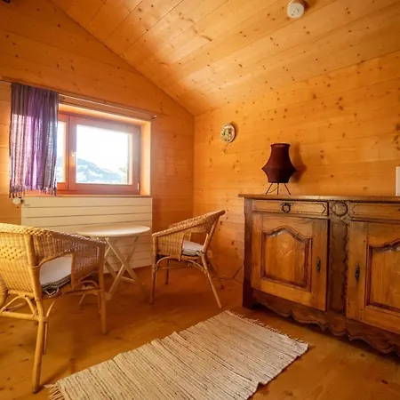 Chalet Vire Vent A 3 Confortable, Spacieux, Beau Jardin * Gryon
