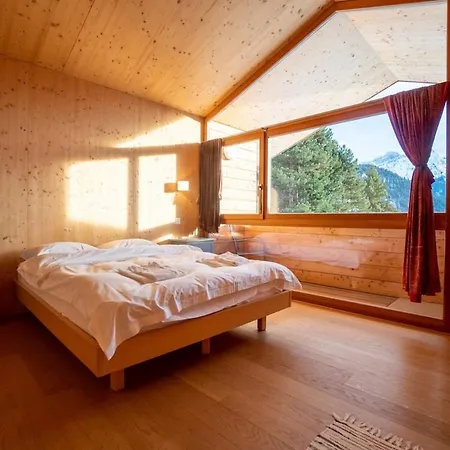 Chalet Vire Vent A 3 Confortable, Spacieux, Beau Jardin Chalet *